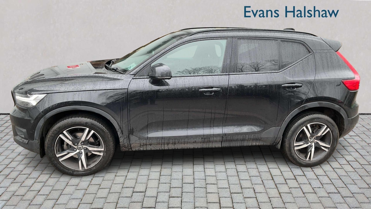 Used Volvo XC40 2021 for sale - 77601430: Photo 3