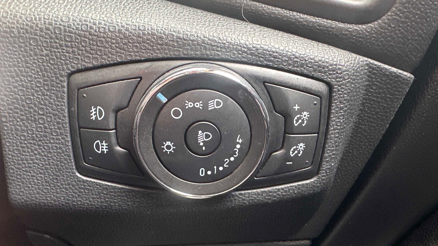 Used Ford Ecosport 2018 for sale - 76564429: Photo 17