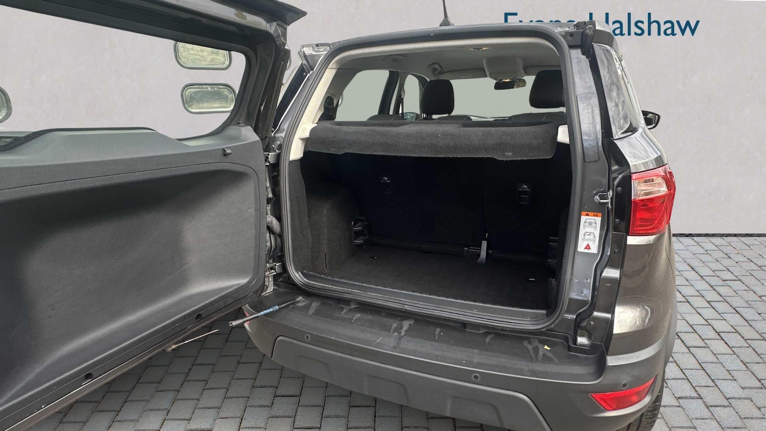 Used Ford Ecosport 2018 for sale - 76564429: Photo 4