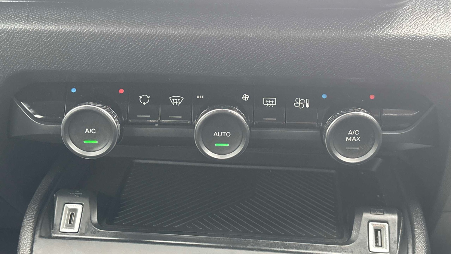 Used Citroen C4 2024 for sale - 77601362: Photo 16