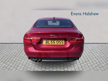 Used Jaguar XE 2016 for sale - 79499531: Photo