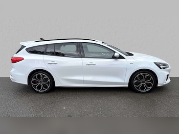 Used Ford Focus 2021 for sale - 75818329: Photo