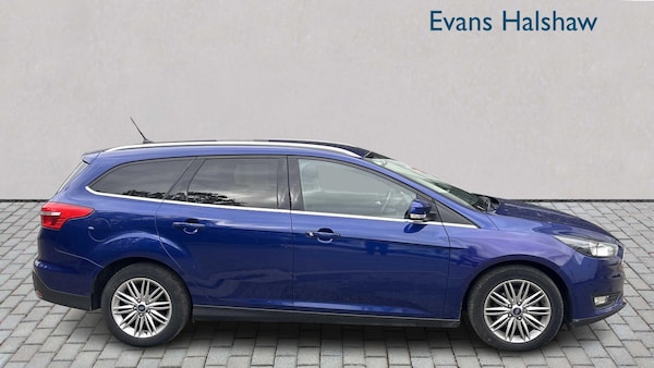 Used Ford Focus 2018 for sale - 76218408: Photo 3
