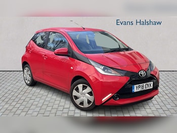 2018 - 1.0 VVT-i X-Play 5dr