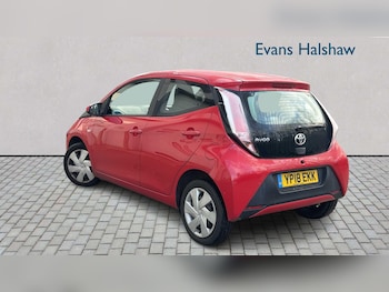 Used Toyota AYGO 2018 for sale - 76648955: Photo