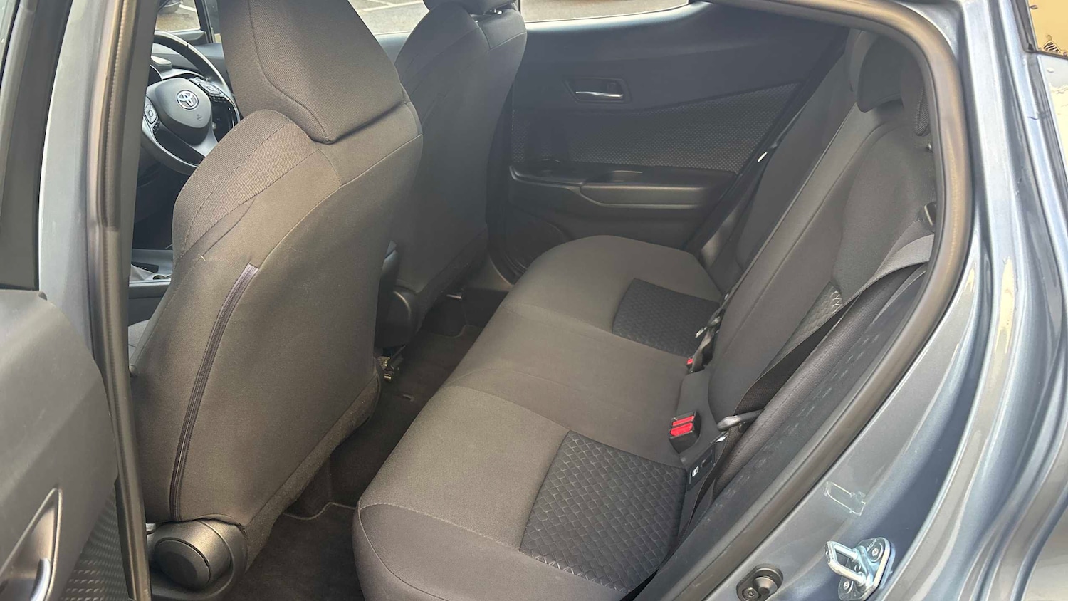 Used Toyota C-HR 2022 for sale - 76978814: Photo 10