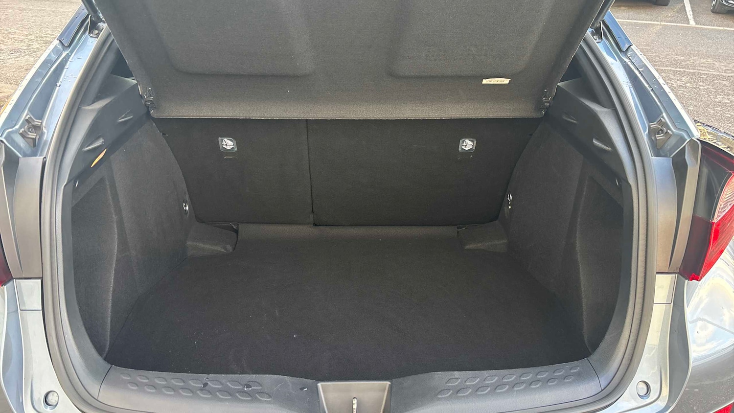 Used Toyota C-HR 2022 for sale - 76978814: Photo 9