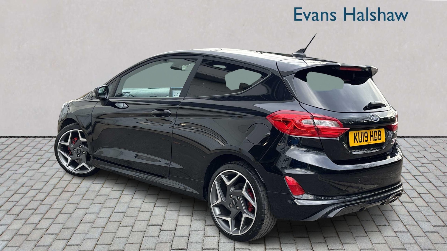 Used Ford Fiesta 2019 for sale - 76755276: Photo 2