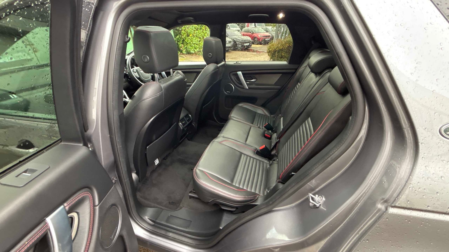 Used Land Rover Discovery Sport 2020 for sale - 76636732: Photo 11