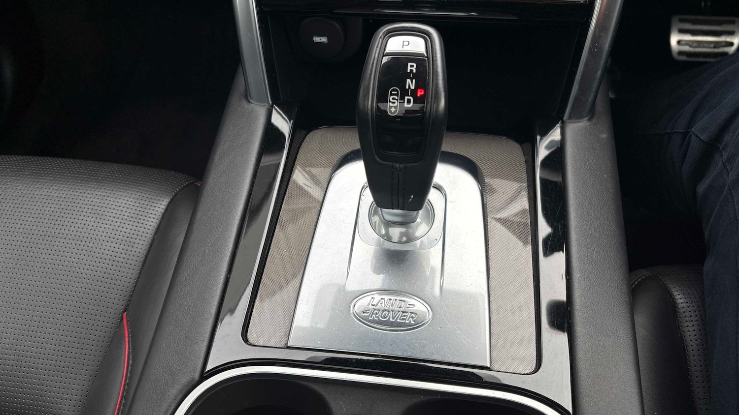 Used Land Rover Discovery Sport 2020 for sale - 76636732: Photo 17