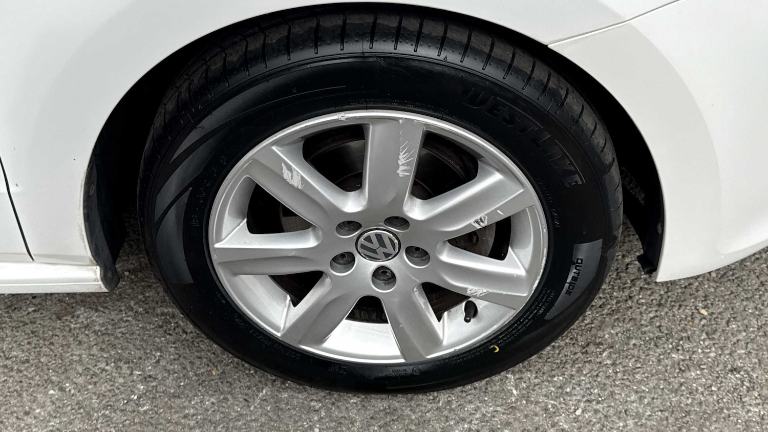 Used Volkswagen Polo 2013 for sale - 76362672: Photo 6