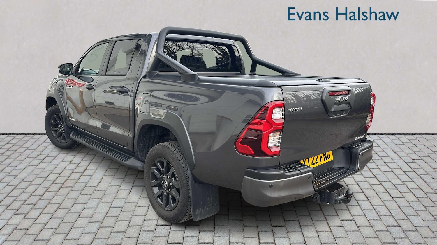 Used Toyota Hilux 2022 for sale - 77628177: Photo 2