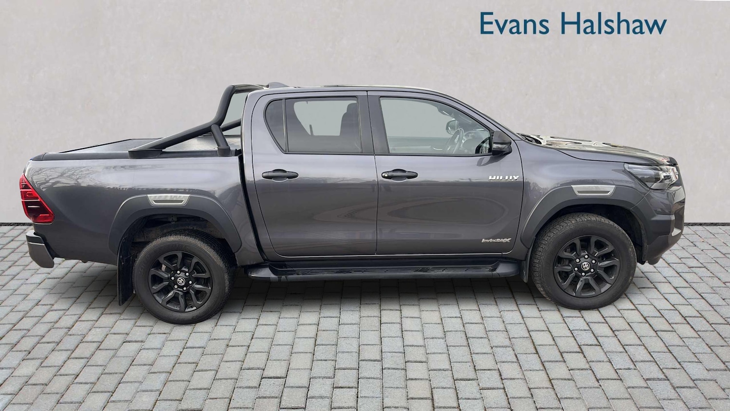 Used Toyota Hilux 2022 for sale - 77628177: Photo 4