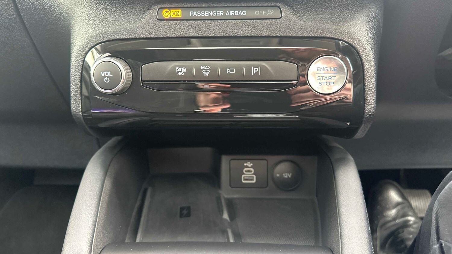 Used Ford Kuga 2024 for sale - 76316111: Photo 17