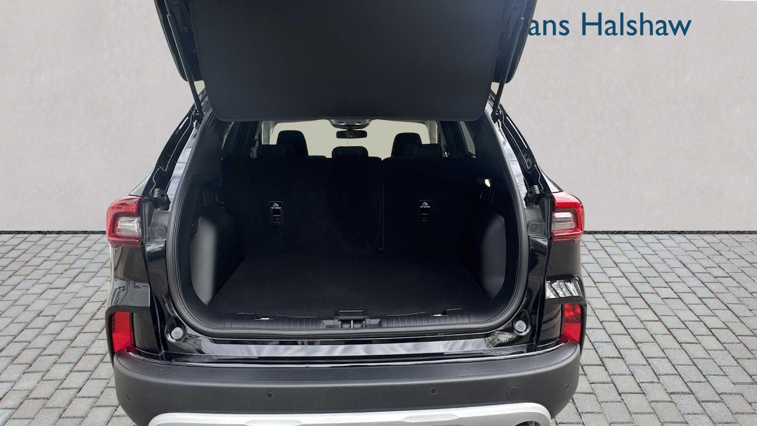 Used Ford Kuga 2024 for sale - 76316111: Photo 4