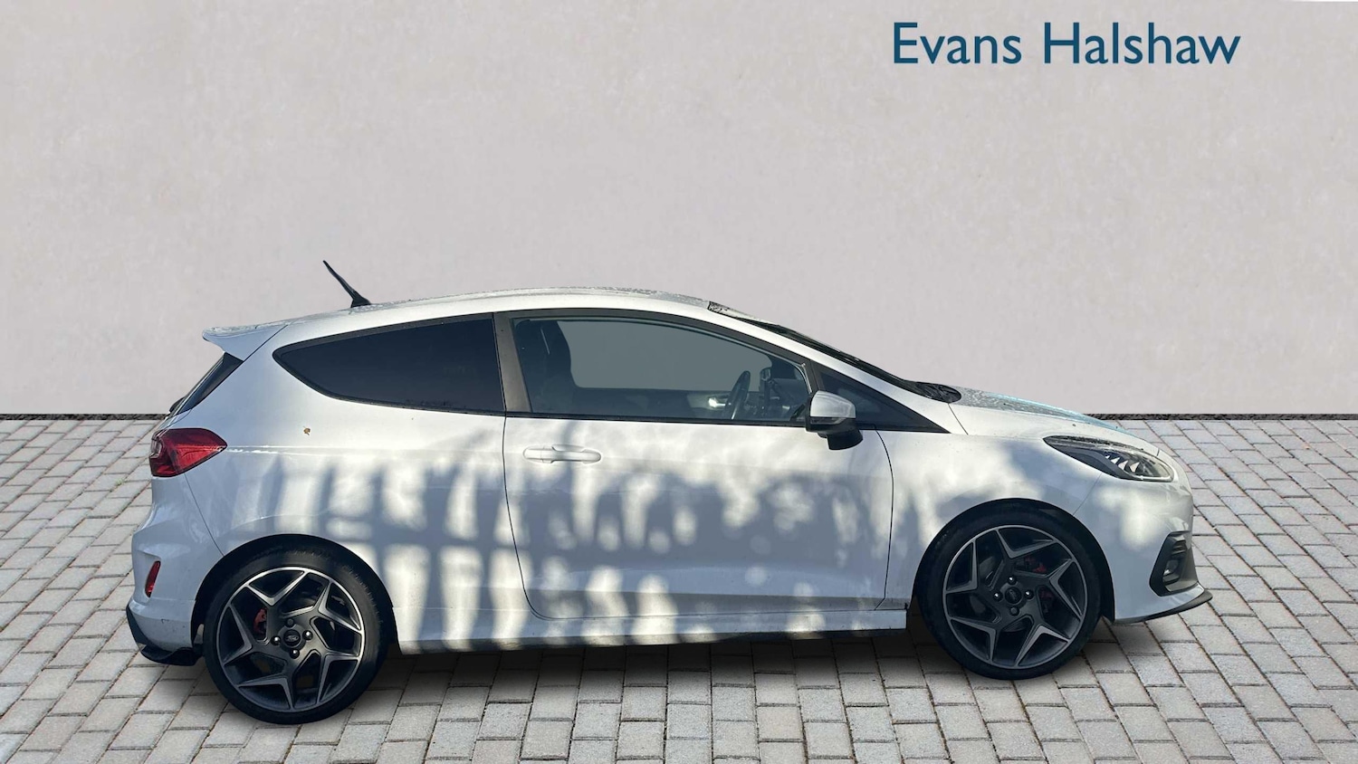 Used Ford Fiesta 2019 for sale - 76902453: Photo 2