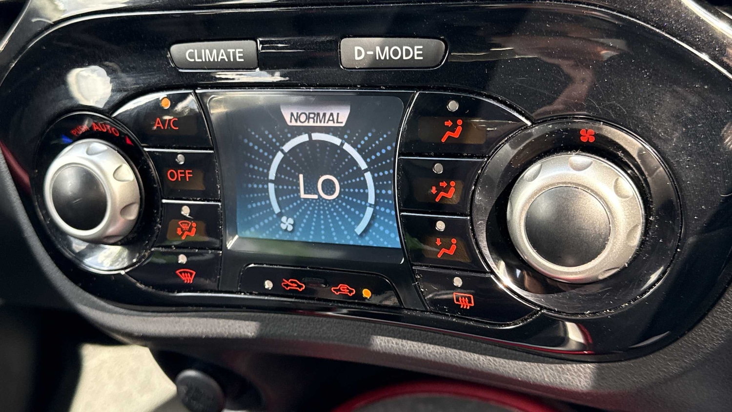 Used Nissan Juke 2016 for sale - 76515683: Photo 31