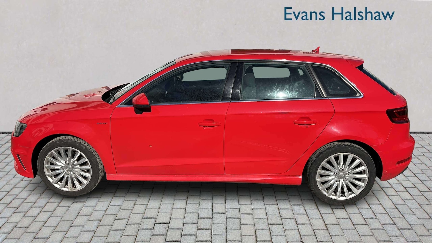 Used Audi A3 2015 for sale - 77942948: Photo 3