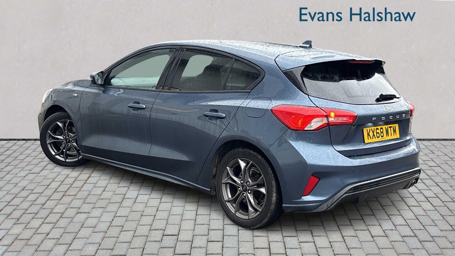 Used Ford Focus 2019 for sale - 76827669: Photo 2
