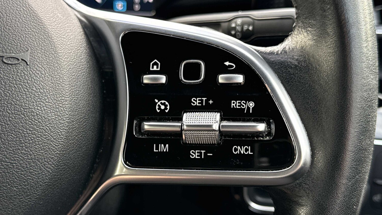 Used Mercedes-Benz A-Class 2019 for sale - 76218434: Photo 20