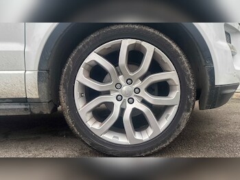 Used Land Rover Range Rover Evoque 2015 for sale - 77044146: Photo