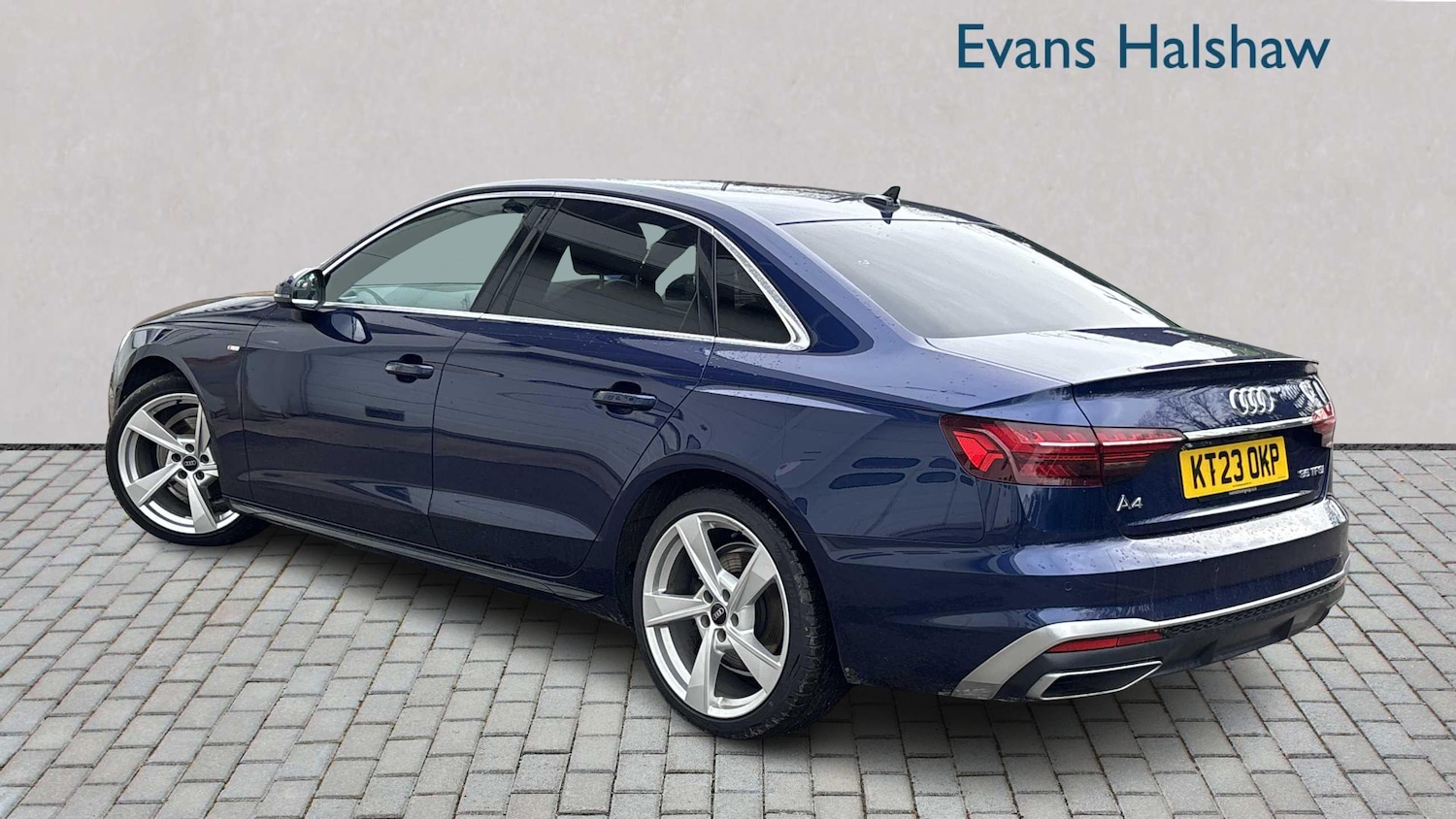 Used Audi A4 2023 for sale - 77000157: Photo 2