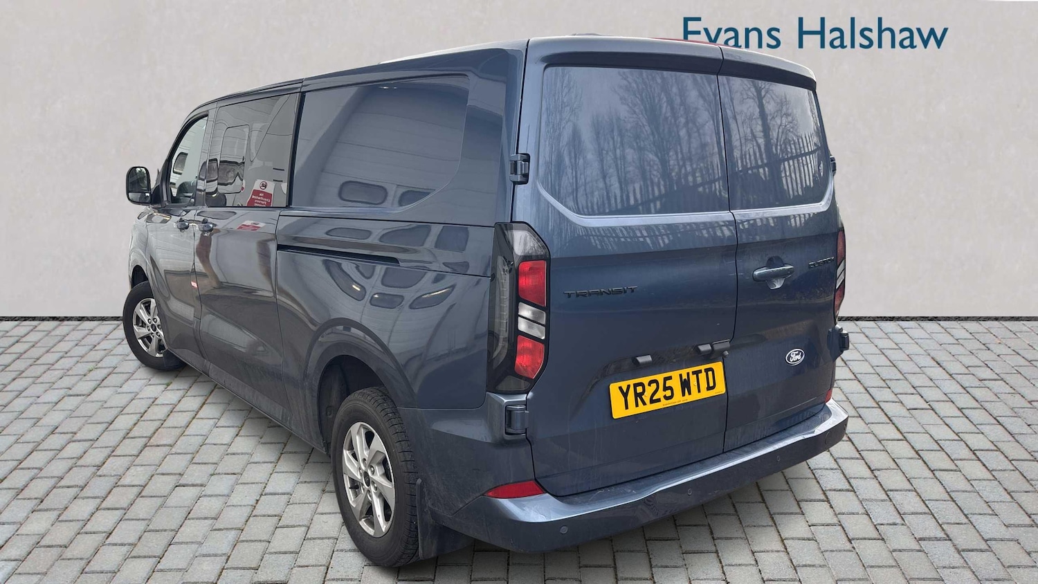 Used Ford Transit Custom 2025 for sale - 77628112: Photo 2