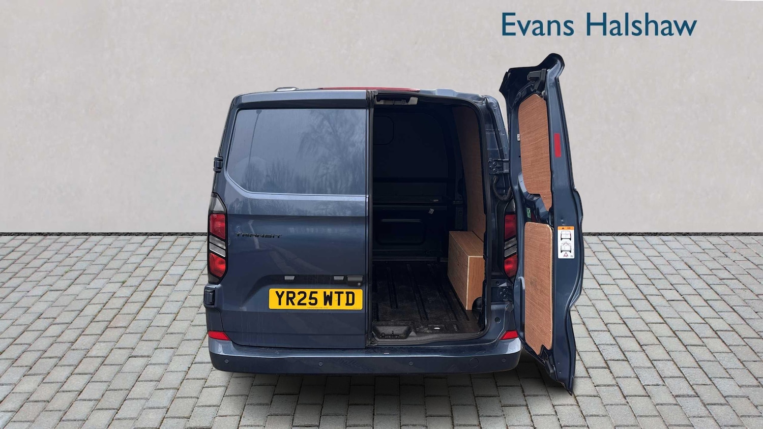 Used Ford Transit Custom 2025 for sale - 77628112: Photo 5