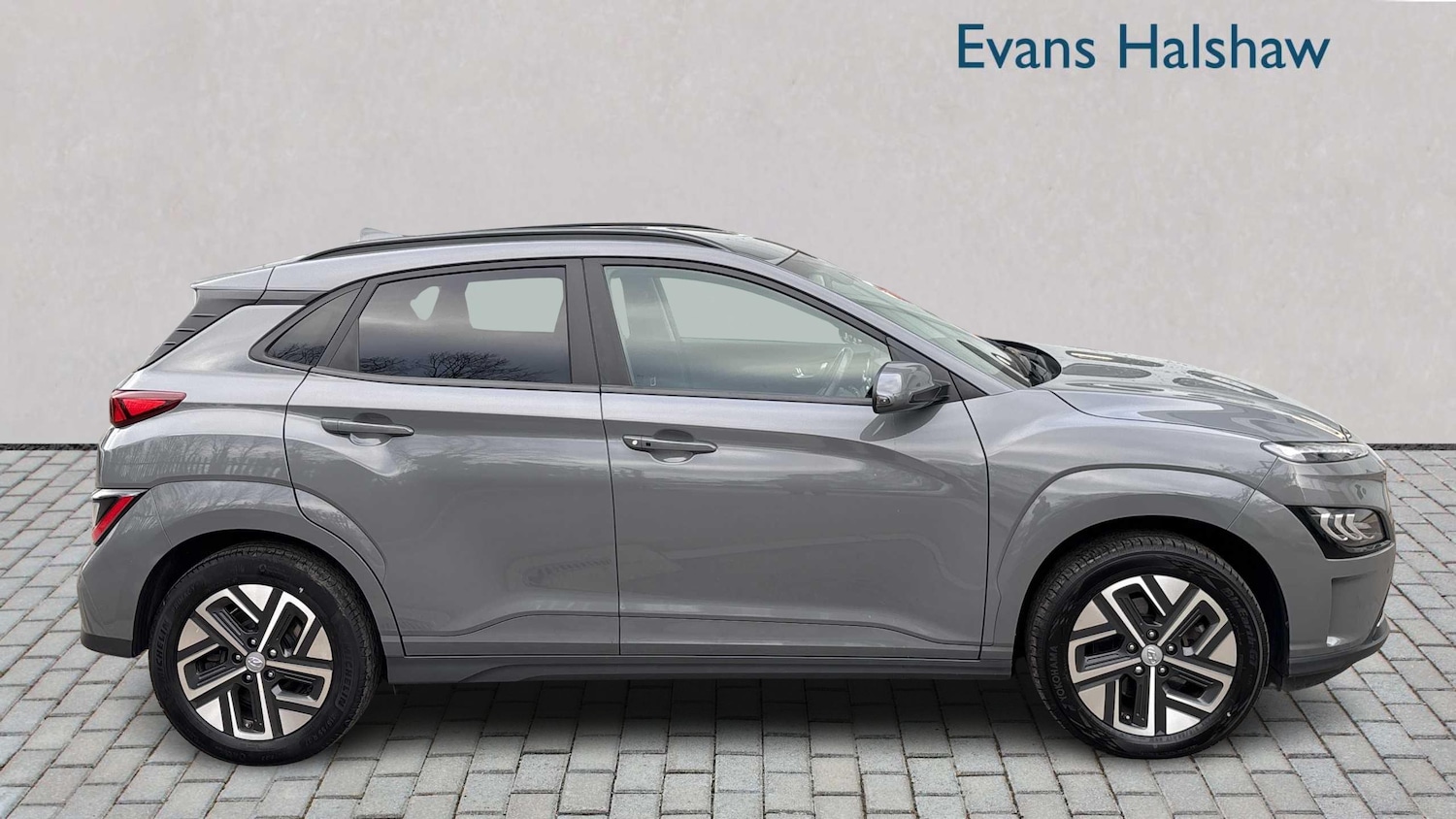Used Hyundai KONA 2022 for sale - 76636677: Photo 3