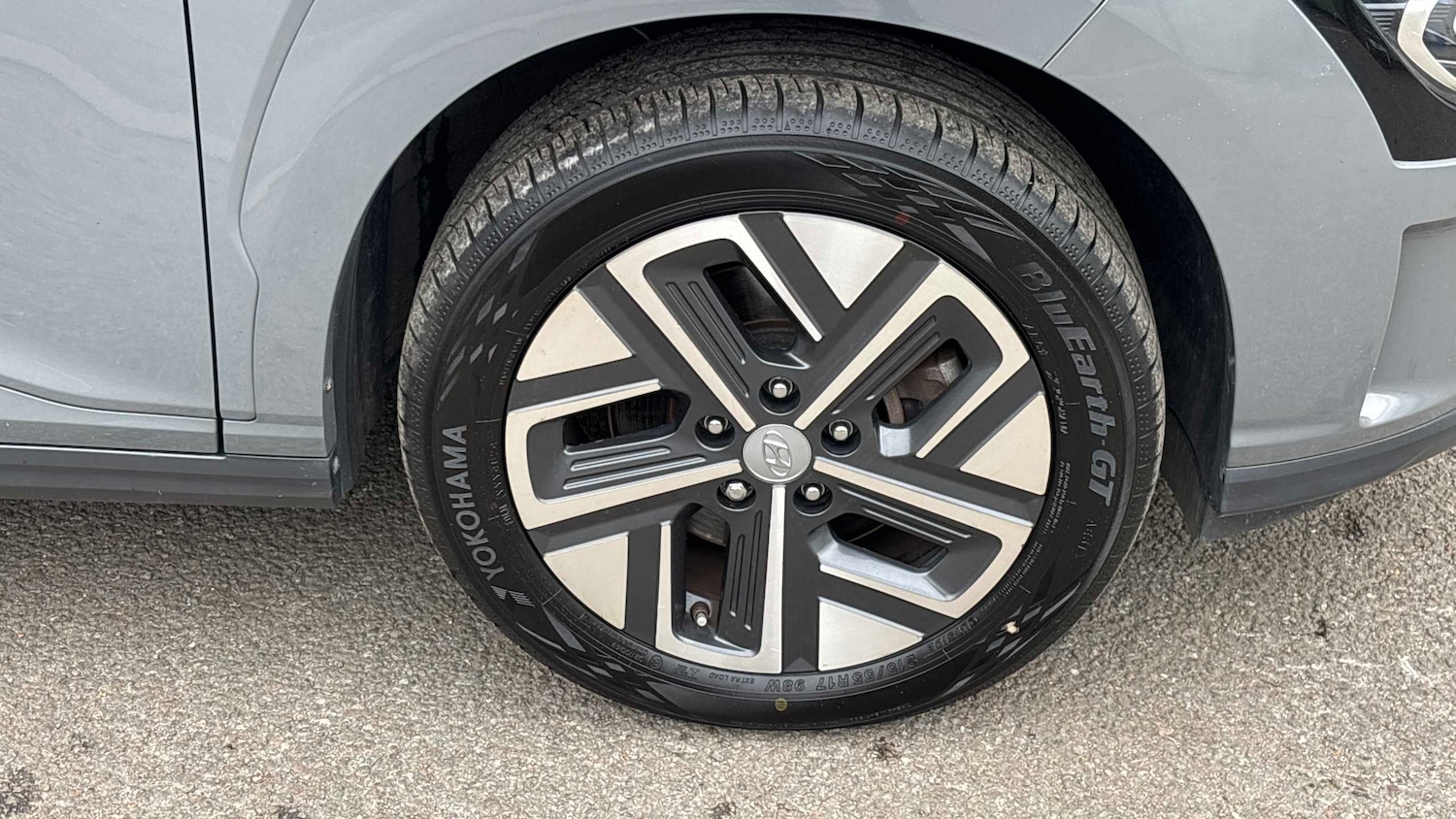 Used Hyundai KONA 2022 for sale - 76636677: Photo 6