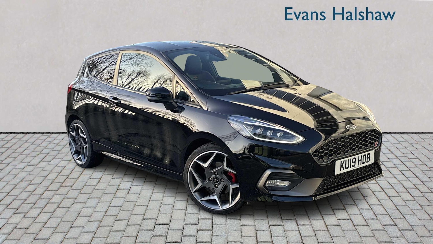 Used Ford Fiesta 2019 for sale - 76624595: Photo 1
