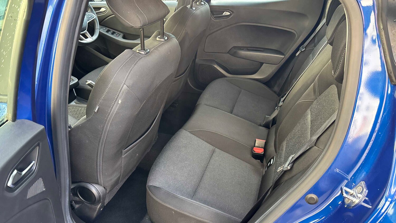 Used Renault Clio 2021 for sale - 77842379: Photo 11