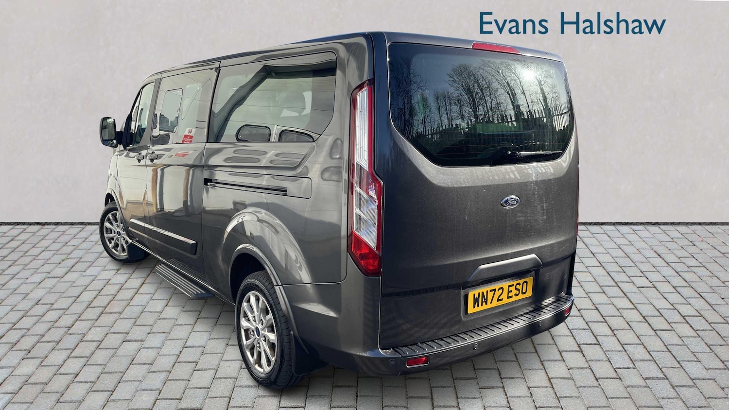 Used Ford Tourneo Custom 2022 for sale - 76587711: Photo 2