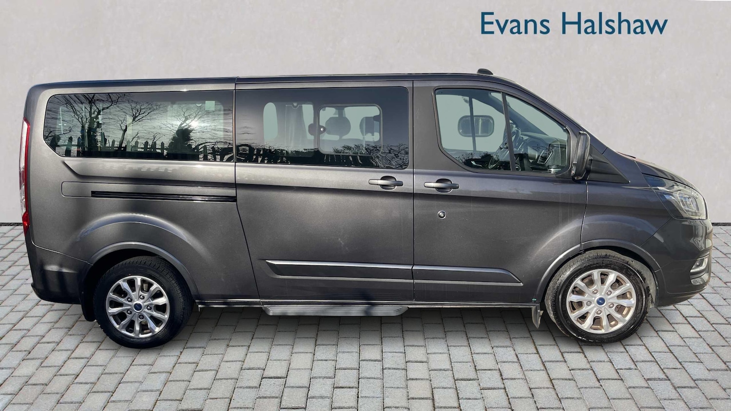 Used Ford Tourneo Custom 2022 for sale - 76587711: Photo 3