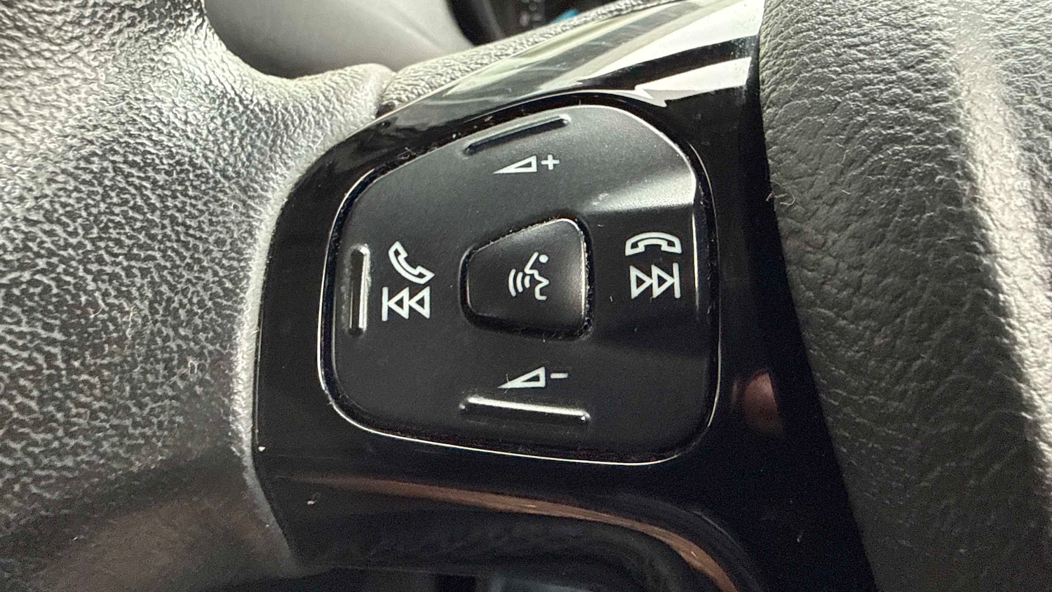 Used Ford Ka+ 2019 for sale - 76411353: Photo 19