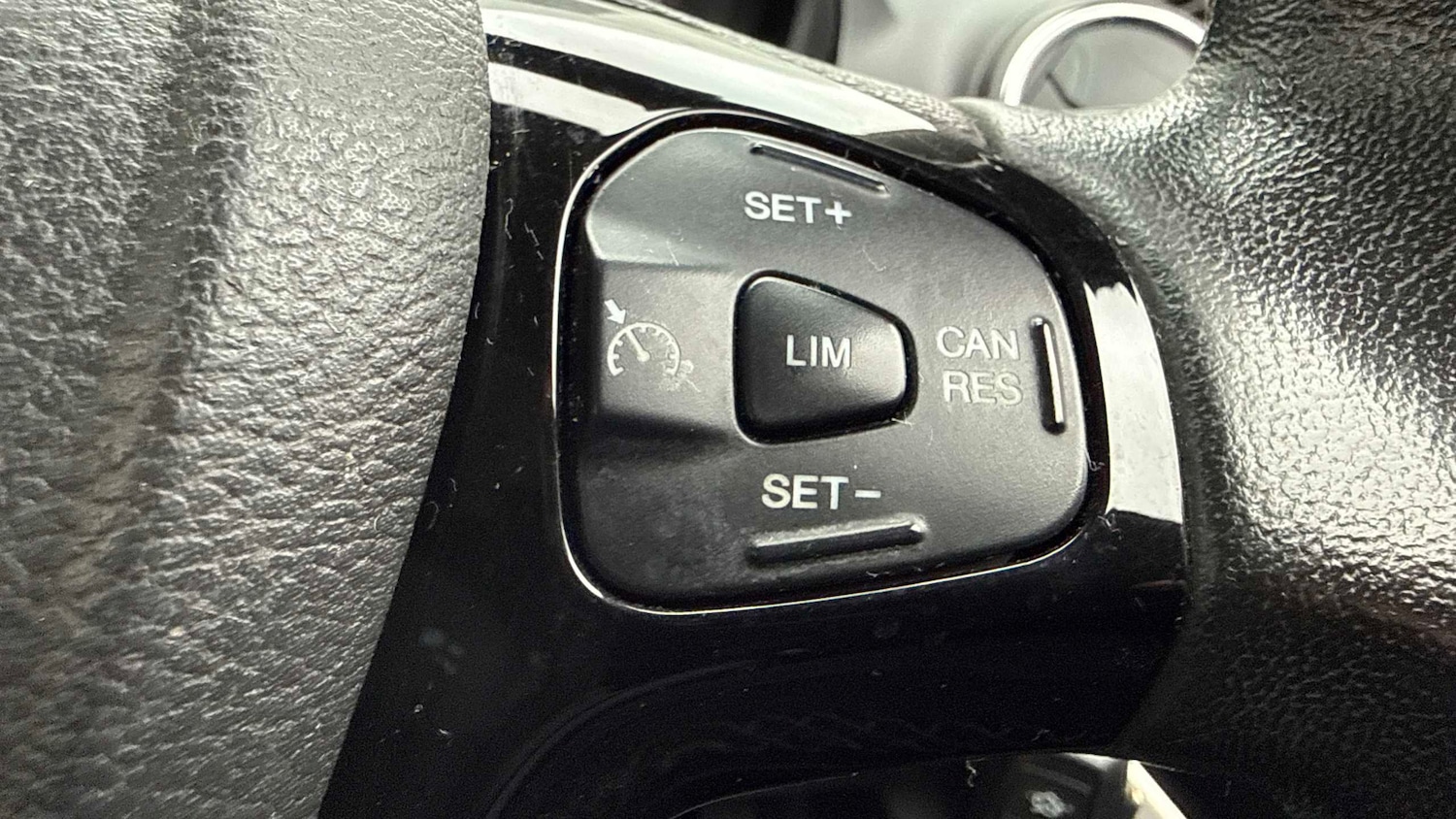 Used Ford Ka+ 2019 for sale - 76411353: Photo 20