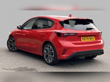 Used Ford Focus 2025 for sale - 75981201: Photo 2