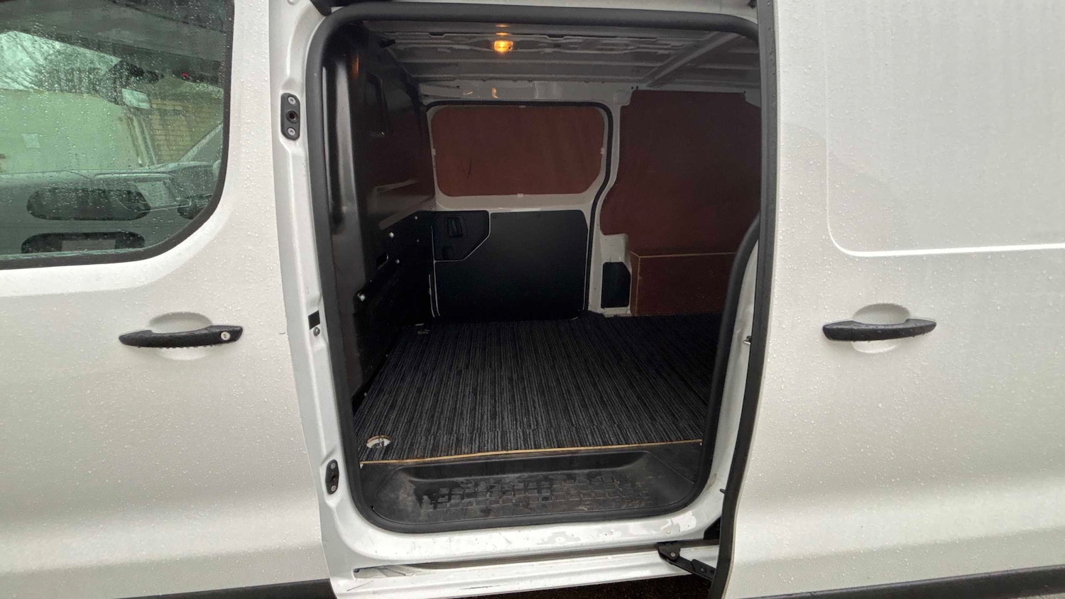 Used Vauxhall Vivaro 2021 for sale - 76705049: Photo 11