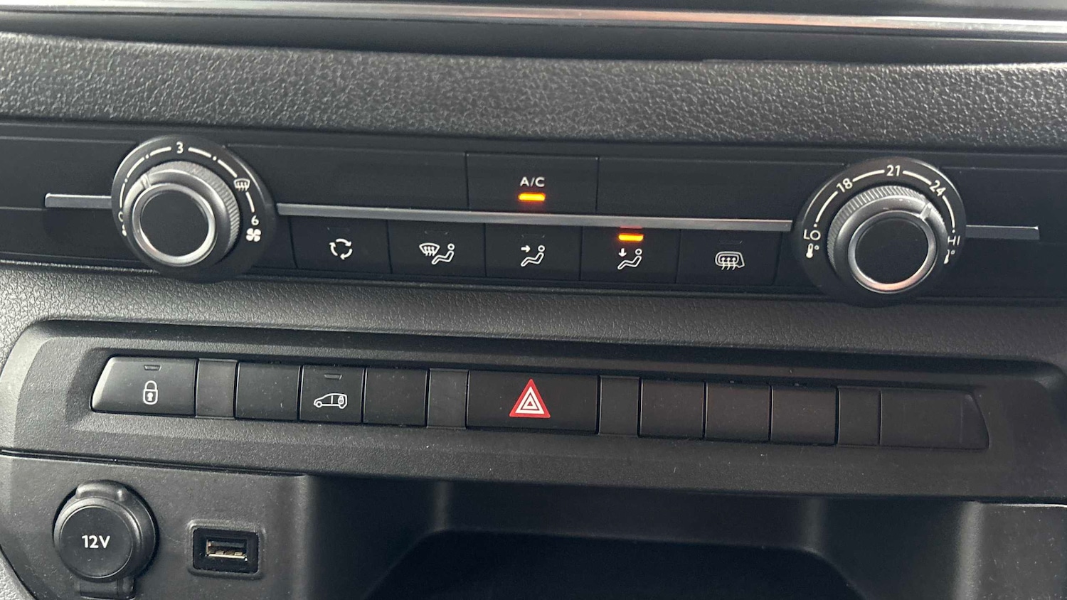 Used Vauxhall Vivaro 2021 for sale - 76705049: Photo 16