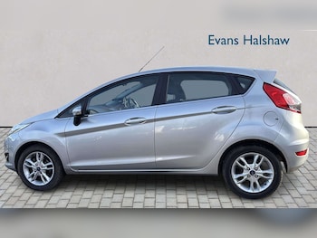 Used Ford Fiesta 2015 for sale - 77661068: Photo