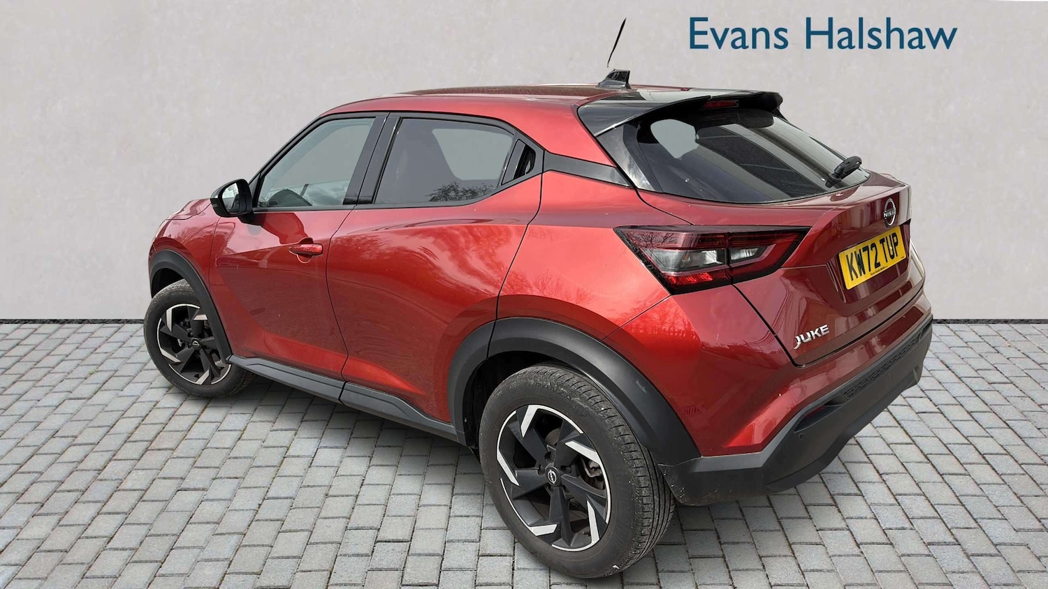 Used Nissan Juke 2023 for sale - 78208949: Photo 2