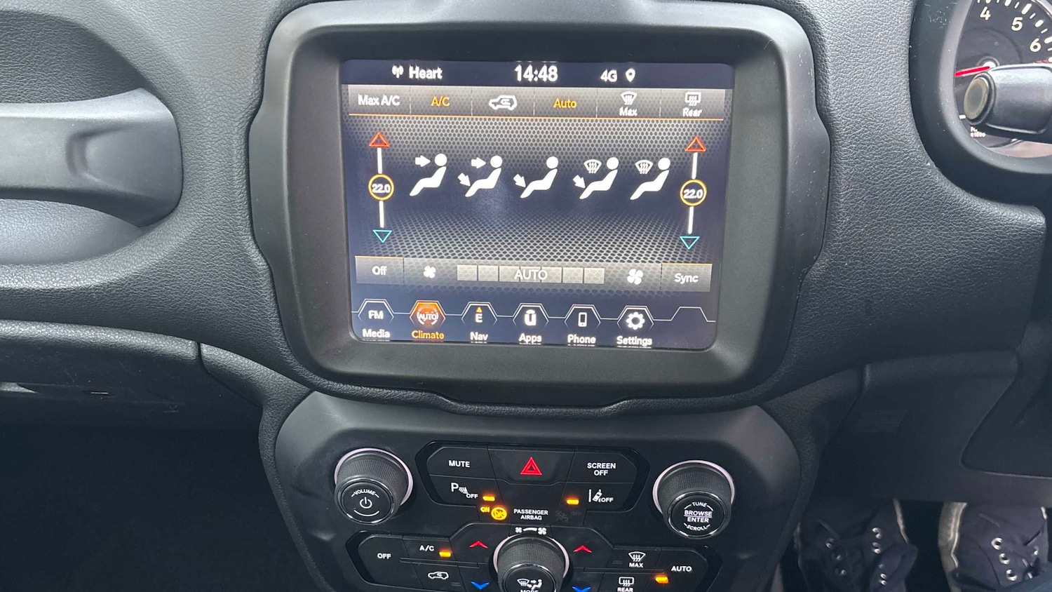 Used Jeep Renegade 2020 for sale - 77158365: Photo 17