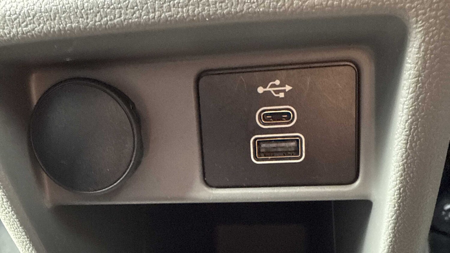 Vehicle 33