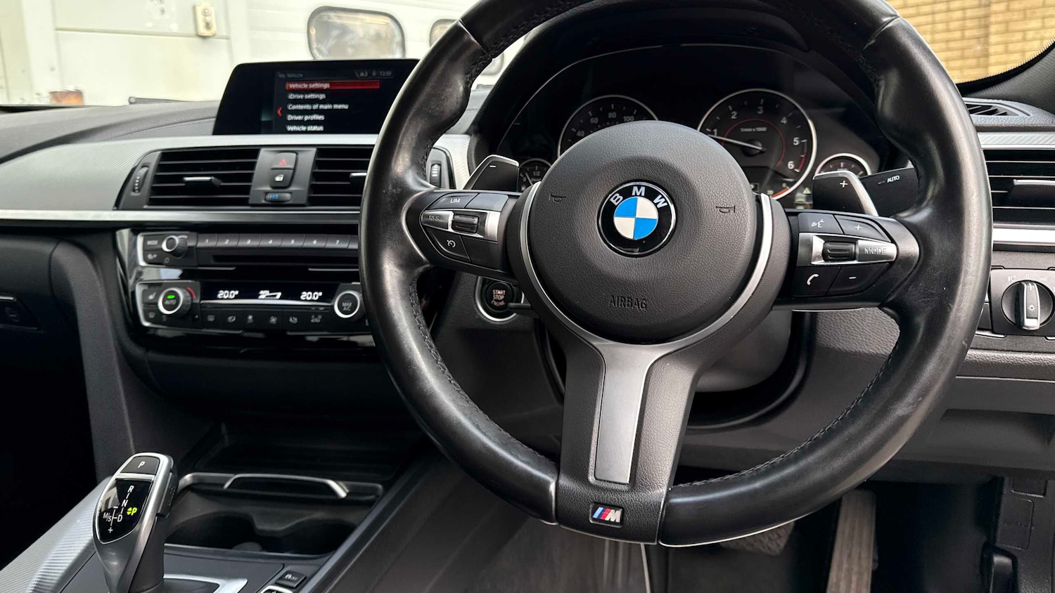 Used BMW 3 Series 2018 for sale - 76447604: Photo 10