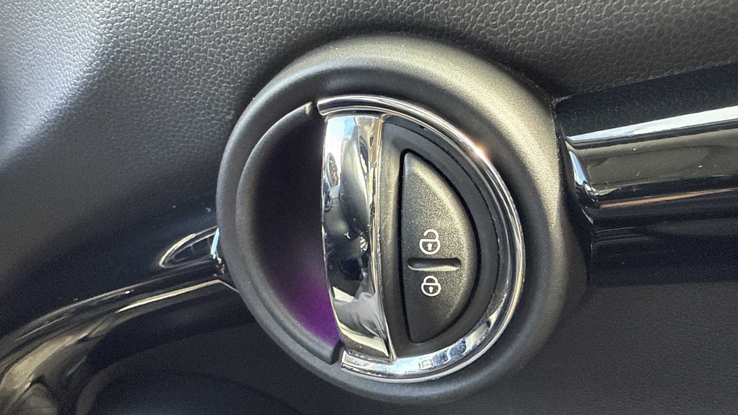 Used MINI Hatch 2017 for sale - 75626069: Photo 22