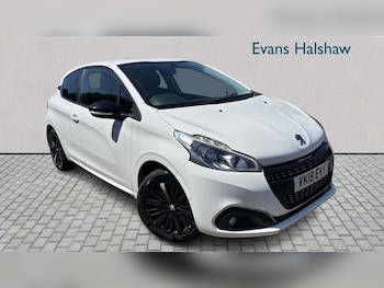 Used Peugeot 208 2018 for sale - 79109596: Photo