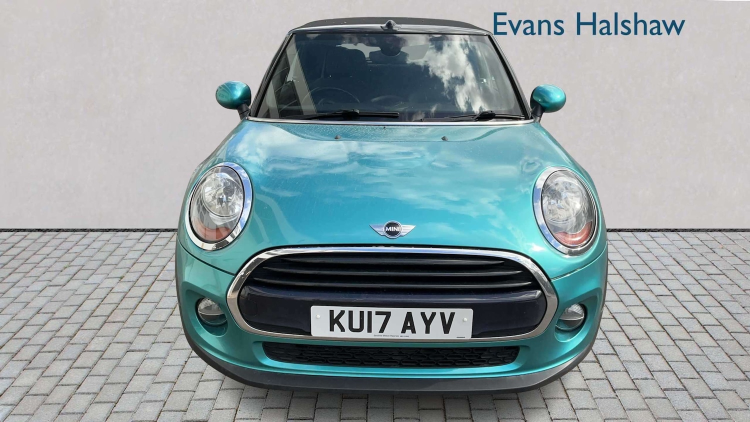 Used MINI Convertible 2017 for sale - 77842265: Photo 4