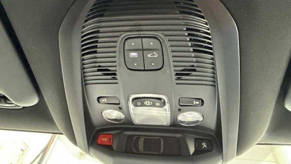 Used Peugeot 3008 2020 for sale - 76310904: Photo 20