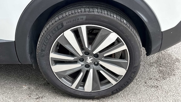 Used Peugeot 3008 2020 for sale - 76310904: Photo 8