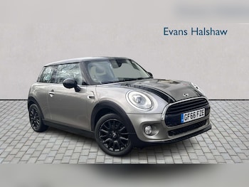 2016 - 1.5 Cooper 3dr [Chili Pack]